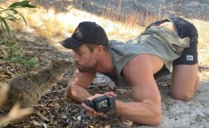 Chris Hemsworth og en quokka @ Rottnest Island, Perth, Australia, Photo: Chris Hemsworth/Instagram