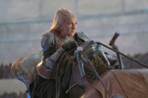 House of the Dragon - Sæson 1, afsnit 9 Eve Best som prinsesse Rhaenys Targaryen "dronningen der aldrig var." på dragen Meleys, Red Queen Foto af Ollie Upton / HBO