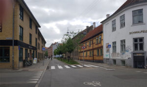 13.juni 2021: Fodgængerfelt i krydset Grønnegade/Vestergade