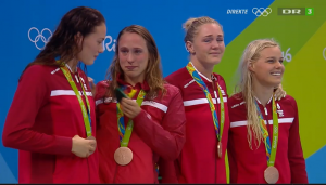 Bronze til 4x100 meter Medley holdet - Rikke Møller Pedersen, Mie Østergaard Nielsen, Jeanette Ottesen, Pernille Blume.
